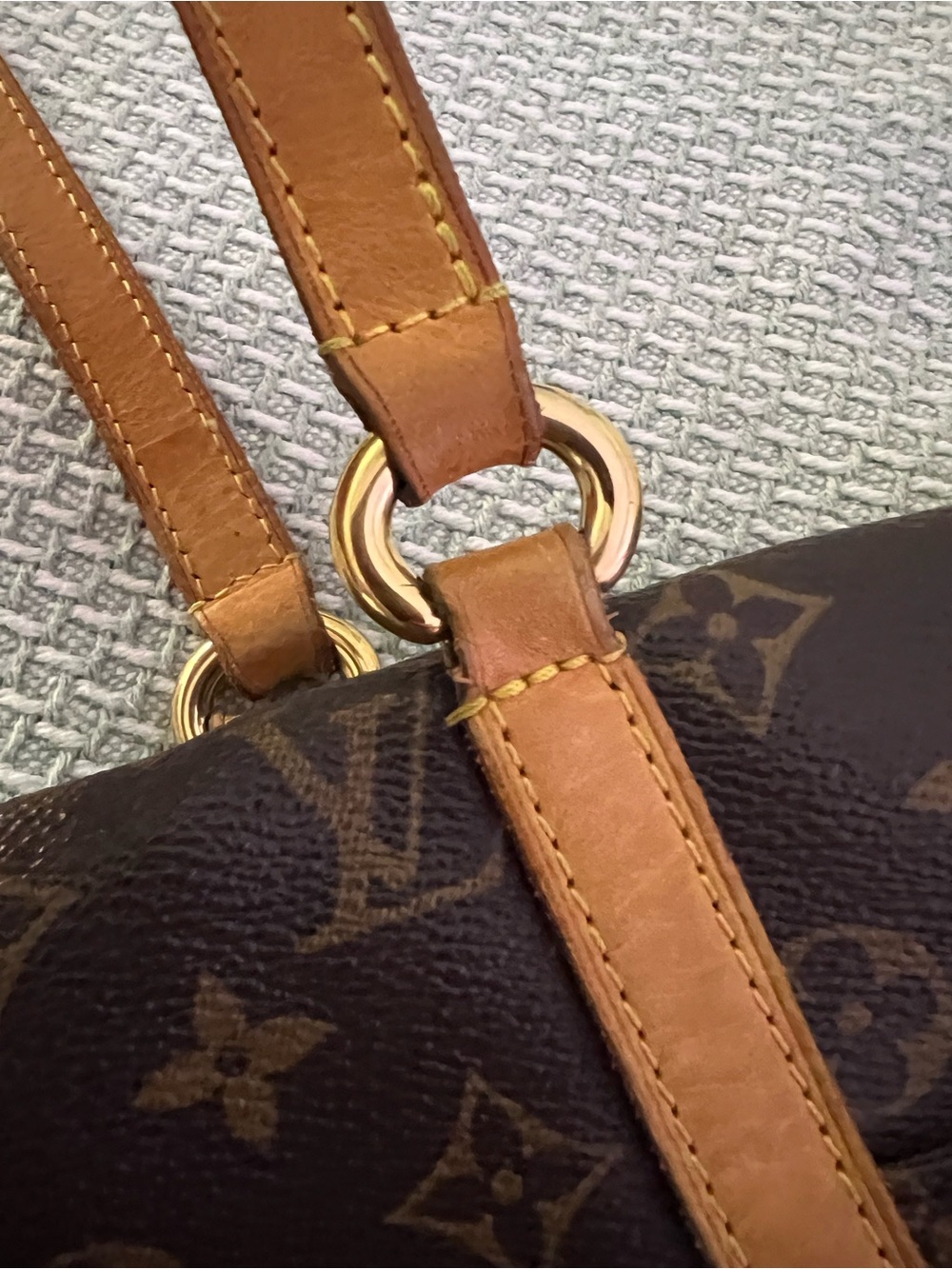 Louis Vuitton Large Brown Monogram Canvas Shoulder Bag with Tan Leather Trim - Picture 8 of 16